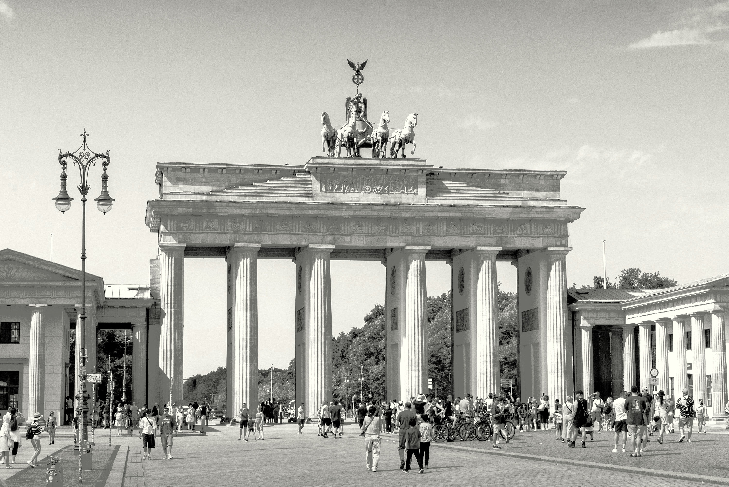 BW-Berlin-400 at Brandenburg Gate